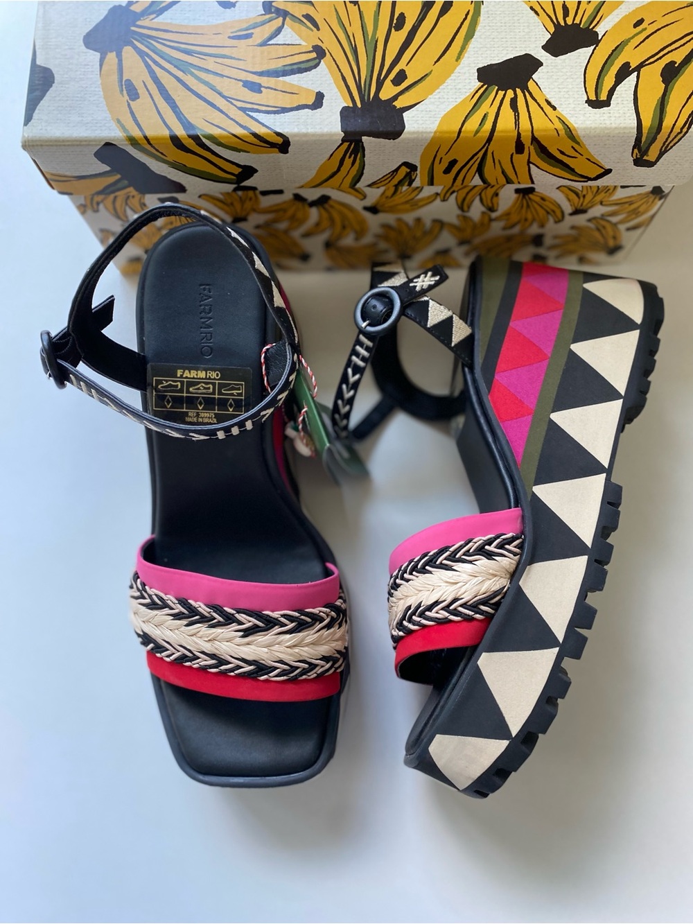 NWT Farm Rio Colorful Graphic Platform Sandal Heels Size 11 Tropical - Picture 1 of 16